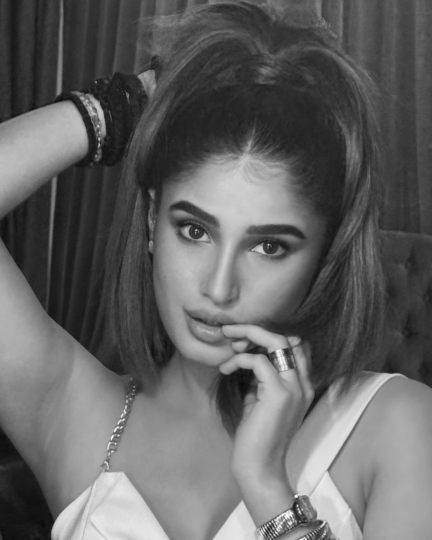 Rasha Thadani Height in Feet