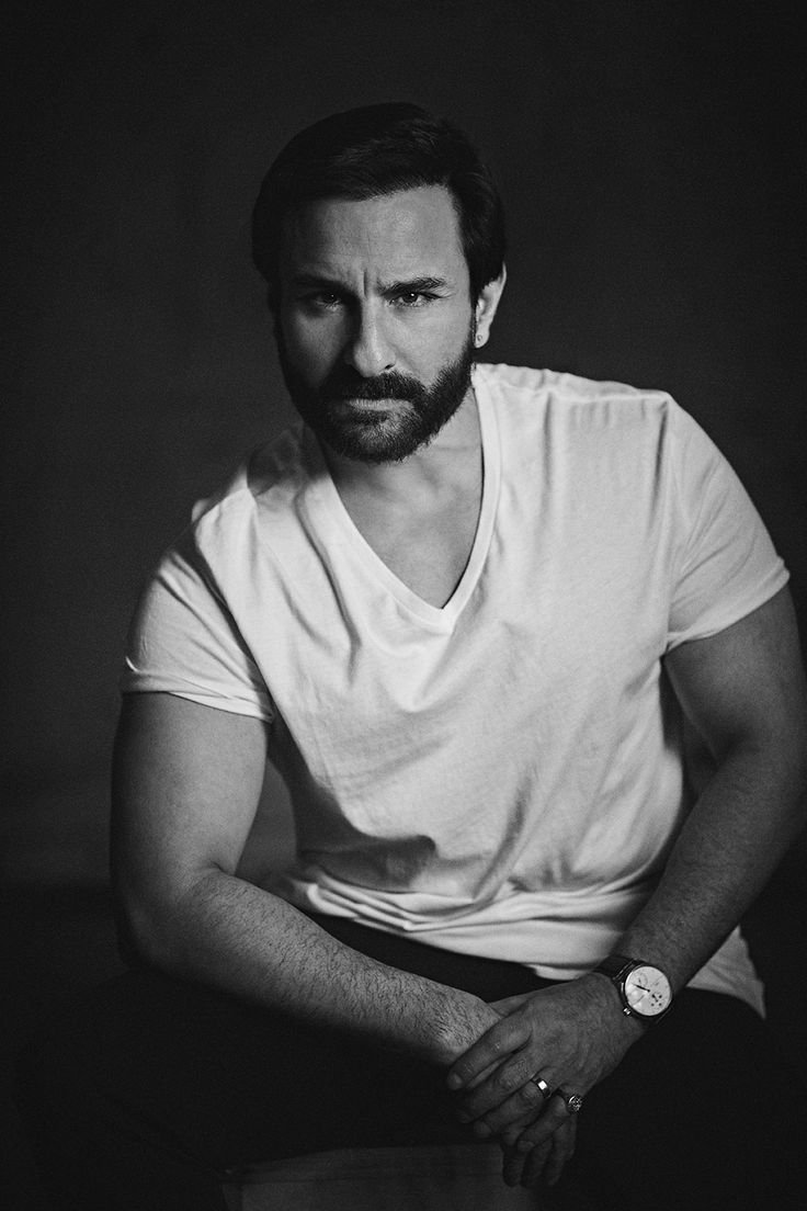 Saif Ali Khan height in feet