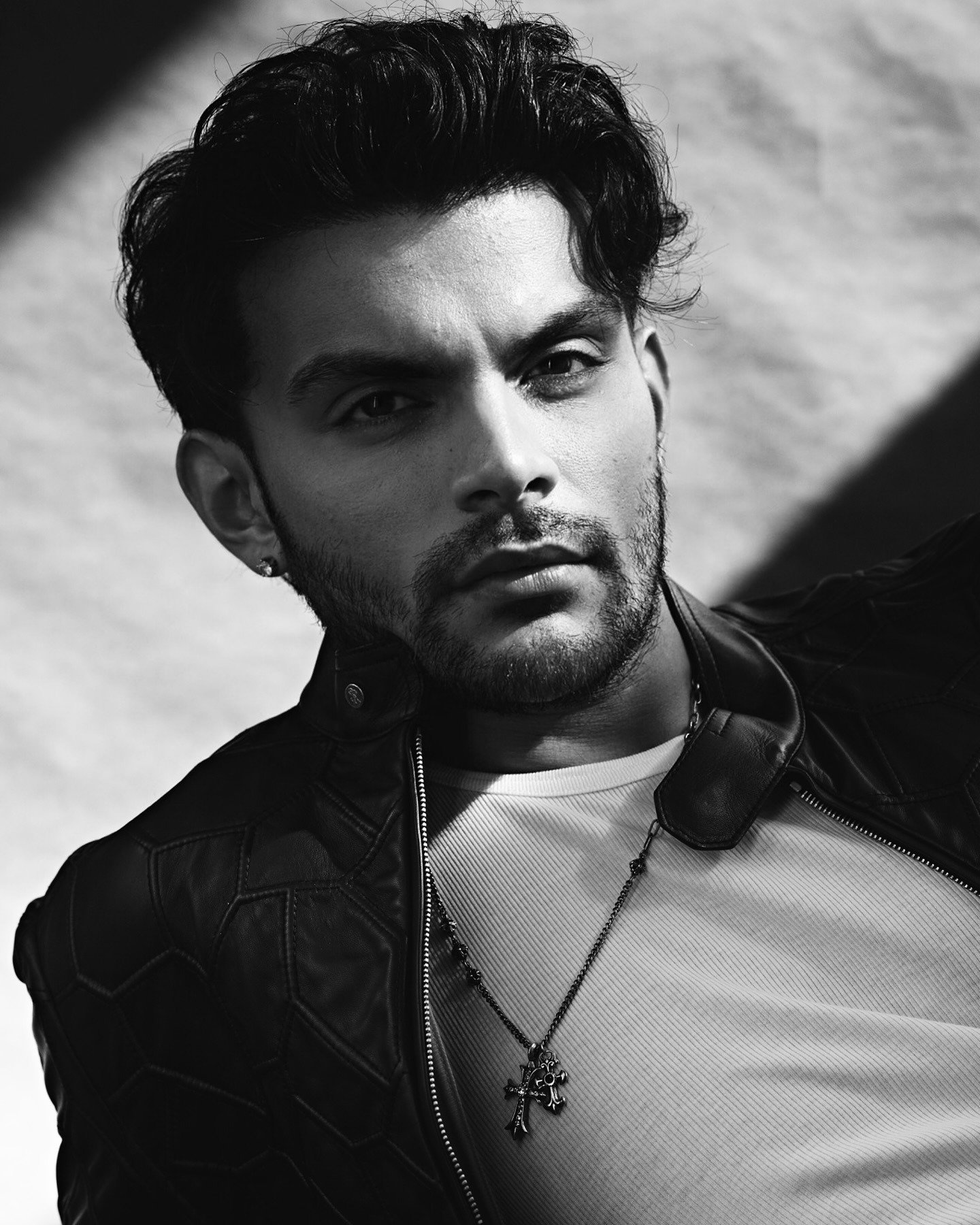 Veer Pahariya height