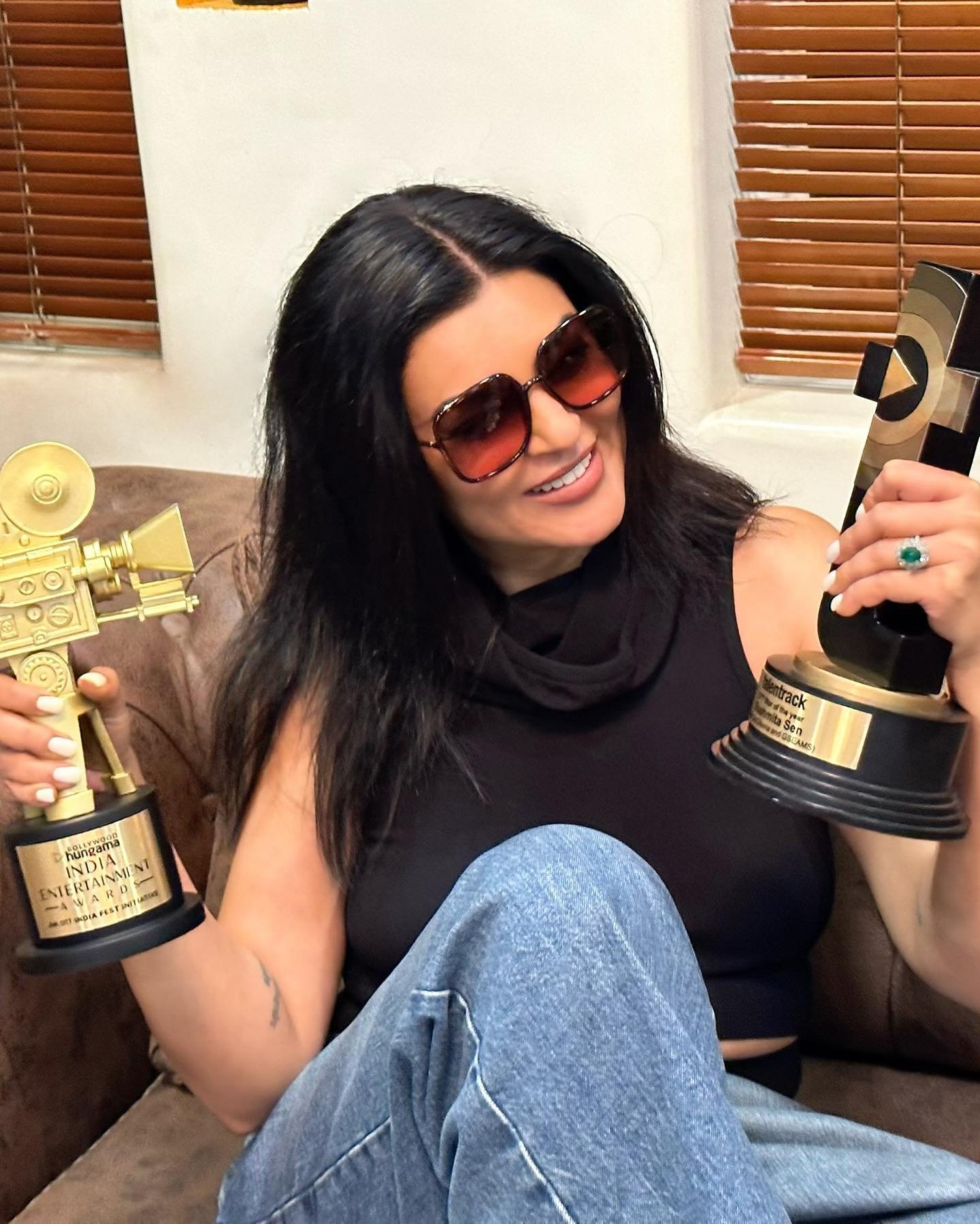 Sushmita Sen height in feet