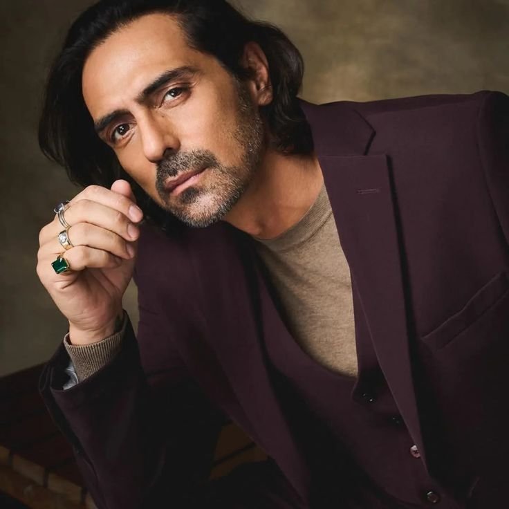 Arjun Rampal height in feet