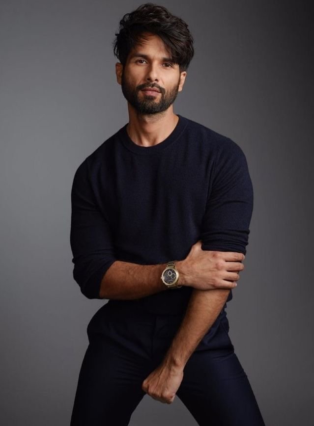 shahid kapoor height in feet