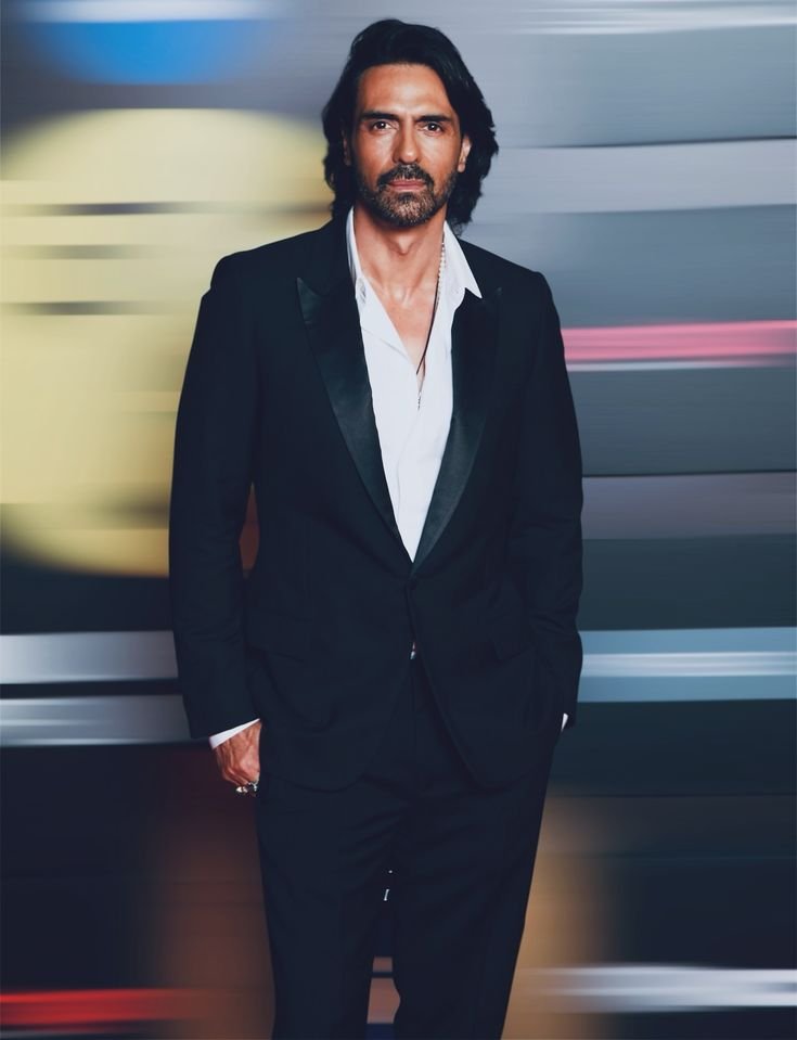 Arjun Rampal height in feet