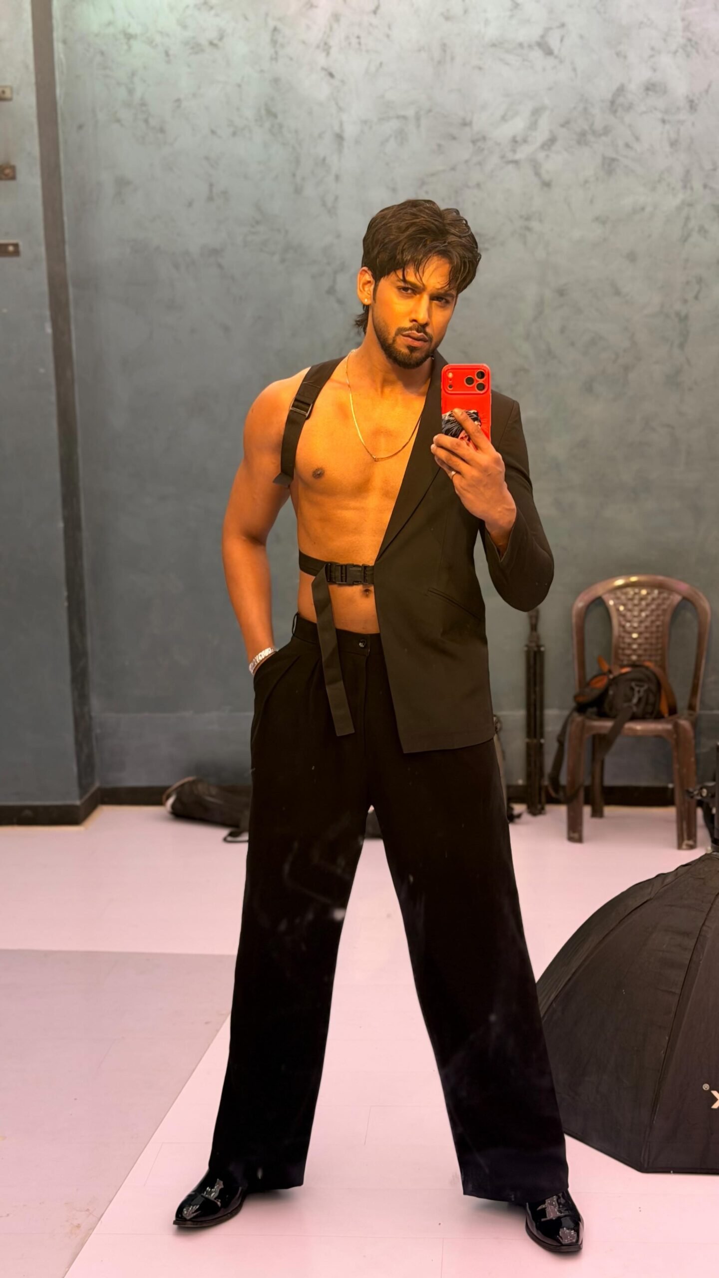 baseer ali height in feet
